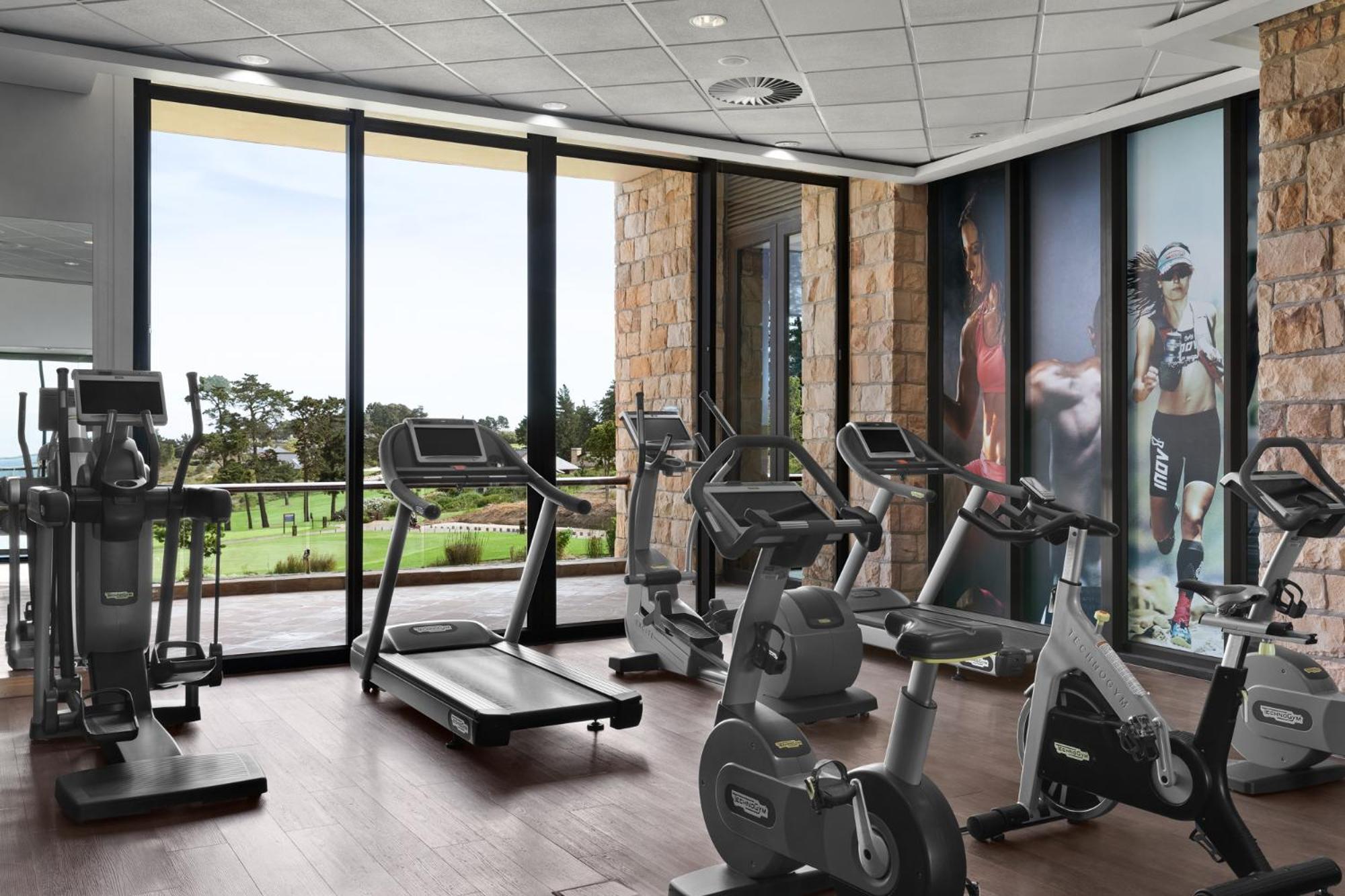 Arabella Hotel, Golf And Spa Hermanus Bagian luar foto The Fitness Center at The Ritz-Carlton, Laguna Niguel